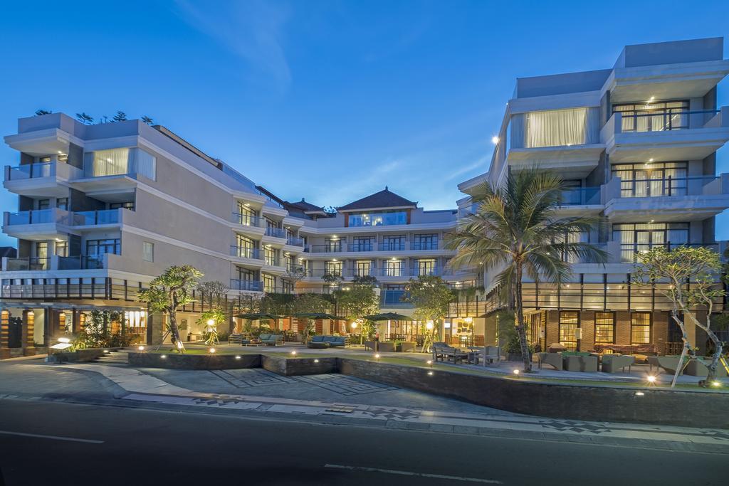 Wyndham Garden Kuta Beach Bali Exterior foto
