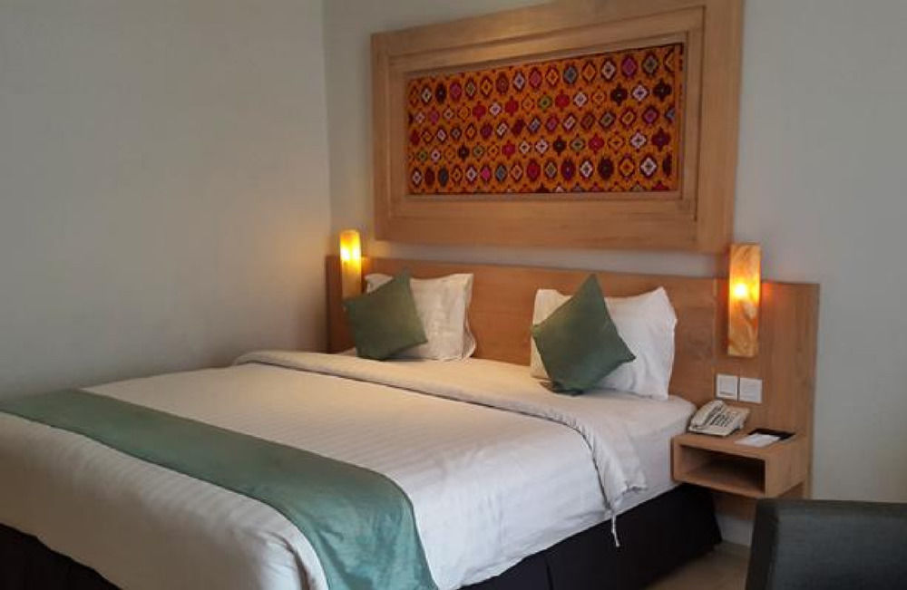 Wyndham Garden Kuta Beach Bali Exterior foto